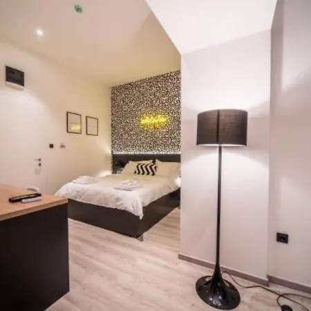 Ξενοδοχείο Marienplatz Ποντγορίτσα