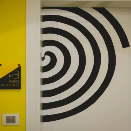 Marienplatz 3* Подгорица