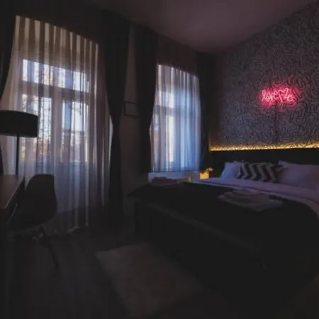 Hotel Marienplatz 3*