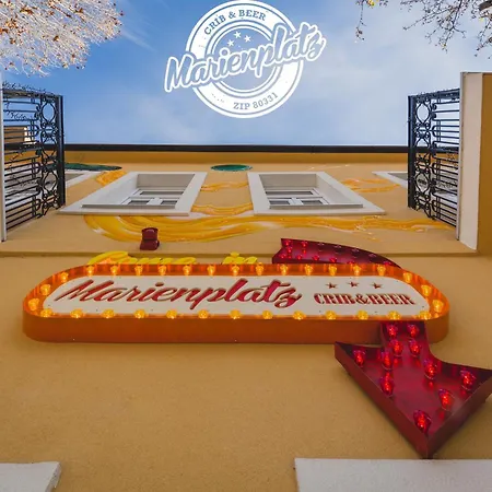 Marienplatz 3* Подгорица