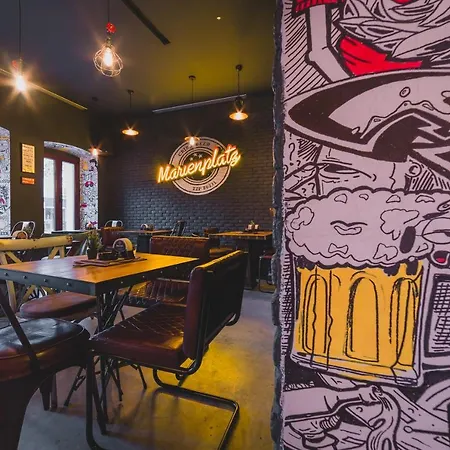 Отель Marienplatz Подгорица