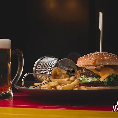 Marienplatz Подгорица